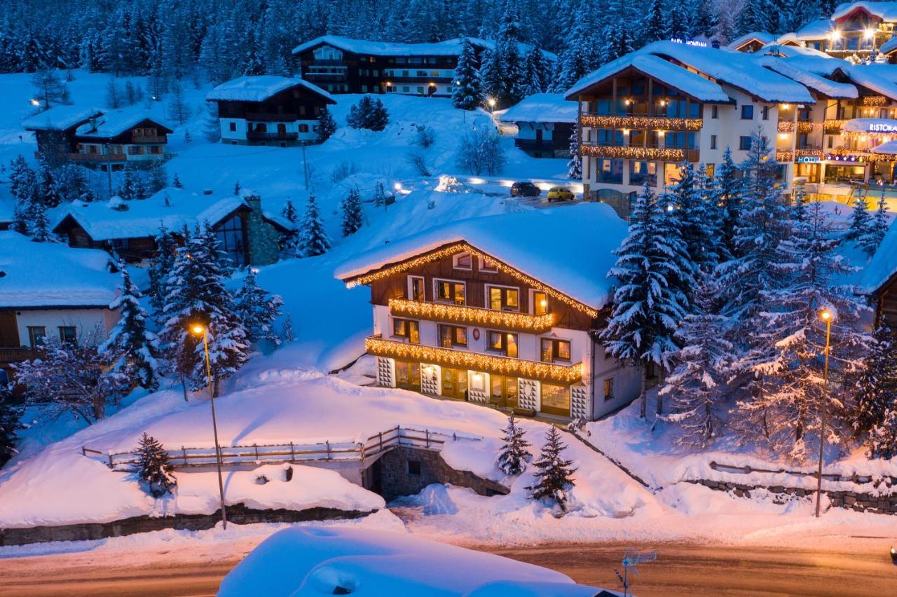 Hotel Duc De Rohan Ливиньо Экстерьер фото
