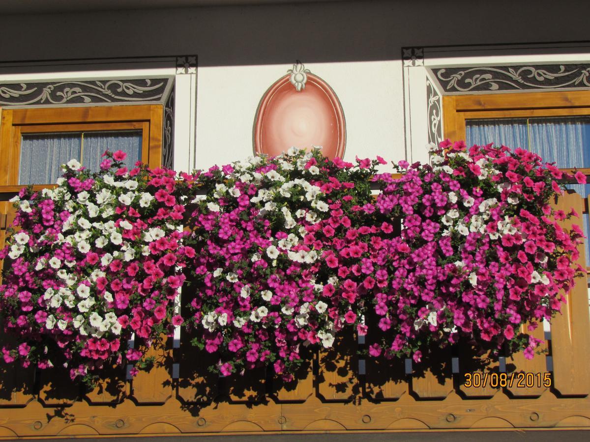 Hotel Duc De Rohan Ливиньо Экстерьер фото